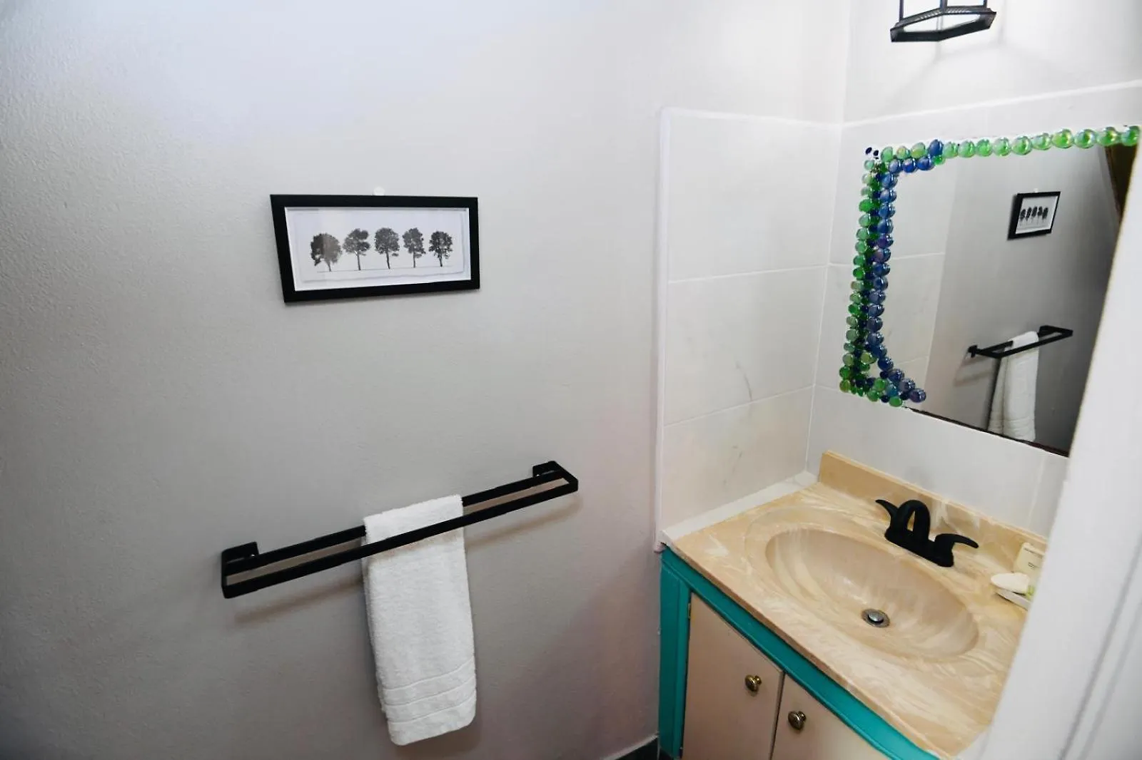 Spacious & Cozy 2 Bedrooms Townhouse In Gated Community, Excellent Location In Kgn8 Tatil Evi