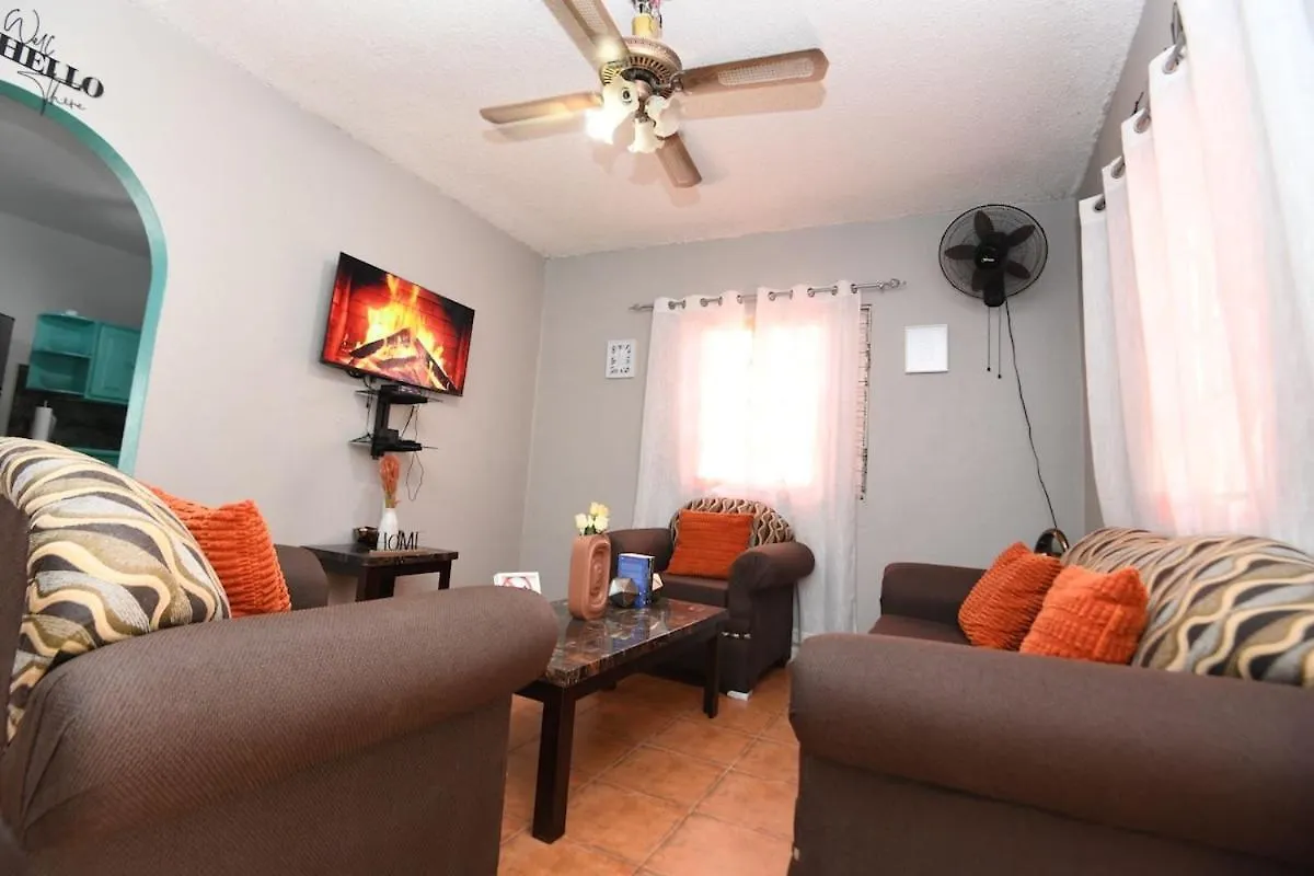 Prázdninový dům Spacious & Cozy 2 Bedrooms Townhouse In Gated Community, Excellent Location In Kgn8